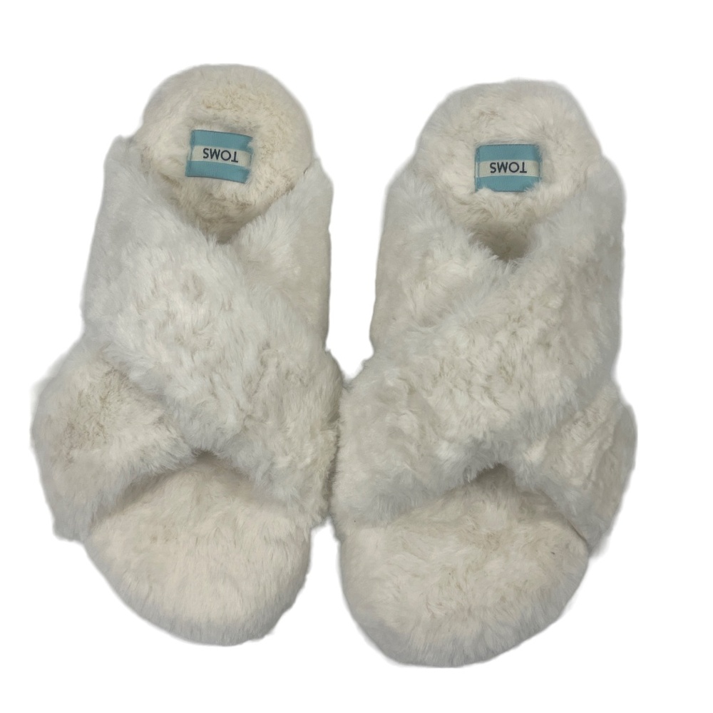 Toms NEW White Fuzzy Slippers‎ 8